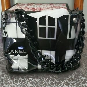Cute Vinyl tote 7 x 12 x 4.5